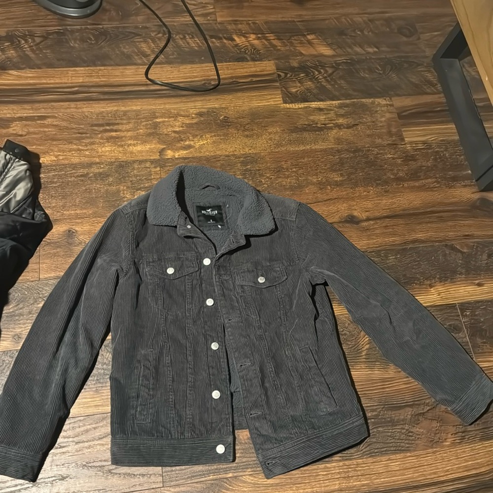 Hollister corduroy Sherpa collar jacket